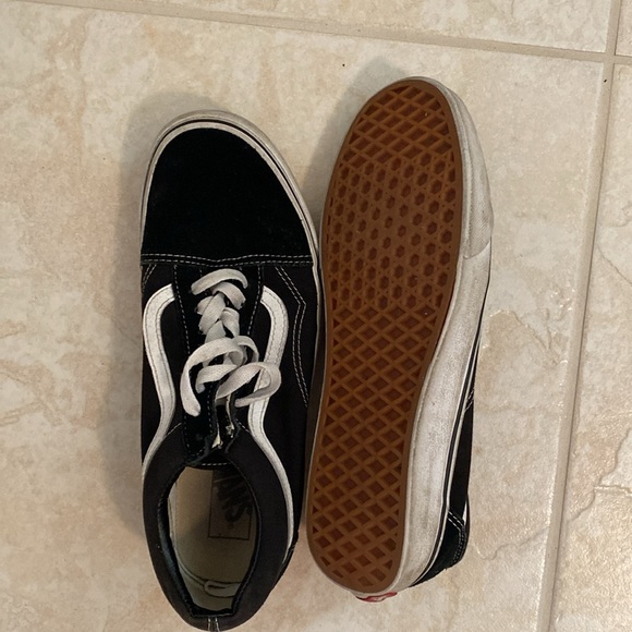 Black men’s vans 9.5 - Picture 3 of 3